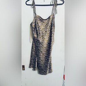 Dress Forum Gold and White Floral Midi Dress